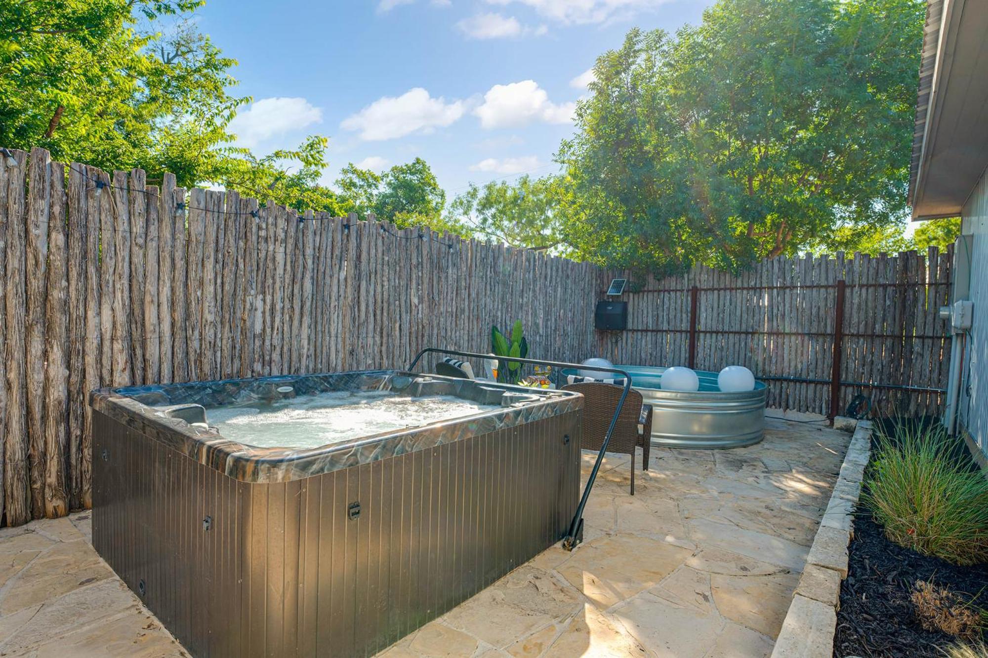 Claret House Full Kitchen And Private Hot Tub Villa Fredericksburg Eksteriør bilde